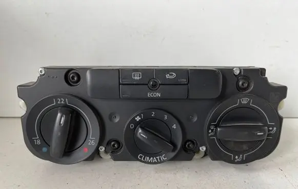 Volkswagen PASSAT B6 Climate control unit 3C2820045A 987676V 5HB00932827
