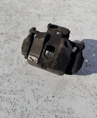 KIA Sportage Front brake caliper 