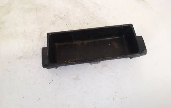 Volkswagen PASSAT B5 Car ashtray 3b0857962a