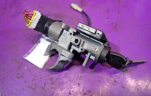 Chevrolet Aveo Ignition lock 