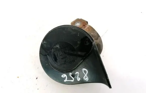 Volkswagen Touran I Horn signal E335717 A73345