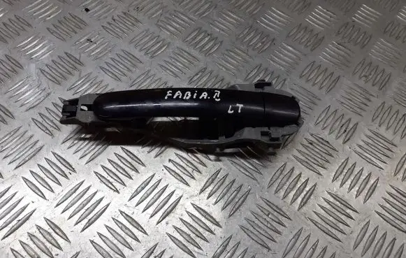 Skoda Fabia Mk2 (5J) Rear door handle trim 5J837686C