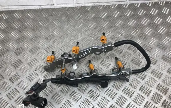 Lexus GS 250 350 300H 450H Fuel injectors set 2325031140 2327031120 8212830040