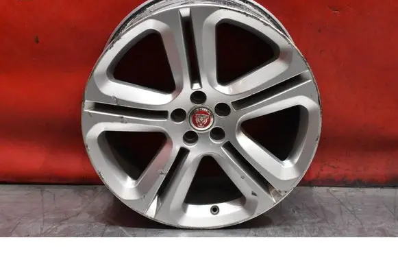 Jaguar F-Pace R18 alloy rim HK831007GA