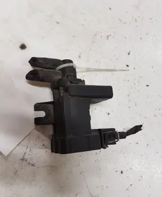 KIA Magentis Vacuum valve EV526