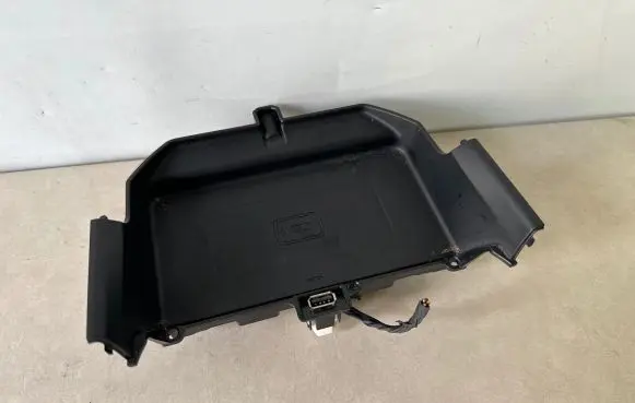 BMW 6 G32 Gran Turismo Wireless charging module 6801509 2727443