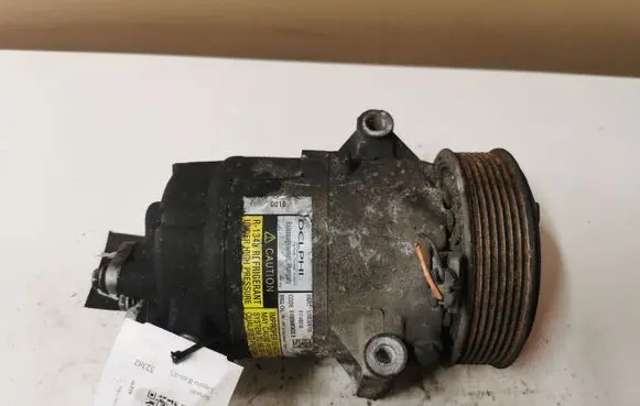 Renault Laguna II Air conditioning (A/C) compressor (pump) 8200309193 01140018 6561318