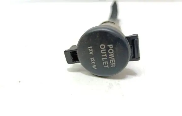 Hyundai Trajet 12 V Socket (rear) 