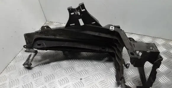 Headlight/headlamp mounting bracket