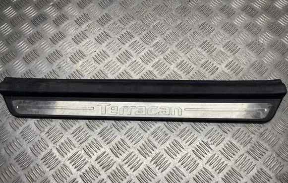 Hyundai Terracan Front sill trim cover 84250H1002
