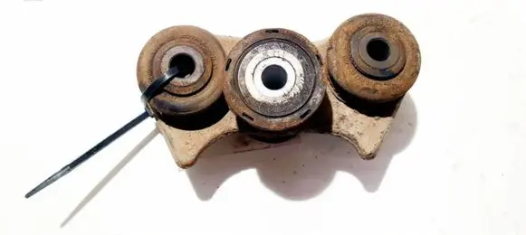 Mercedes-Benz B W245 Front wishbone bush 