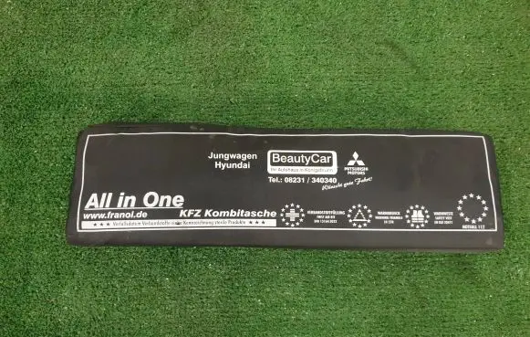 Hyundai i30 First aid kit 