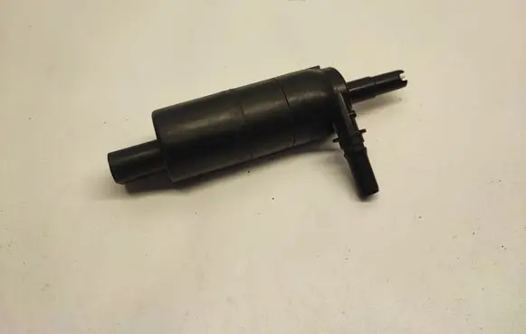 BMW 5 GT F07 Headlight washer pump 7217792 721779202