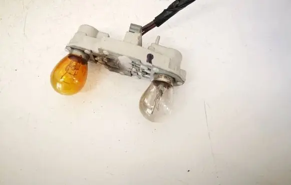 Ford Mondeo MK IV Tail light bulb cover holder 7S7113N004A