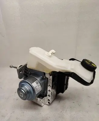 Volvo S90, V90 ABS Pump 32333637