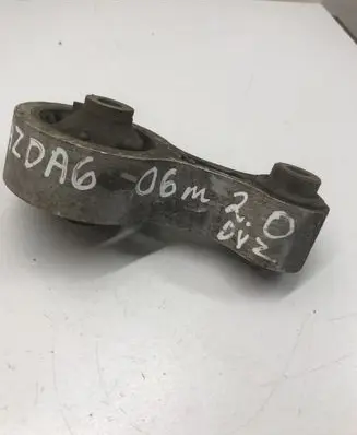 Mazda 6 Engine mount bracket 4F04