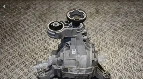 Porsche Cayenne (9Y0 9Y3) Rear axle beam with reductor 0D6500043H55