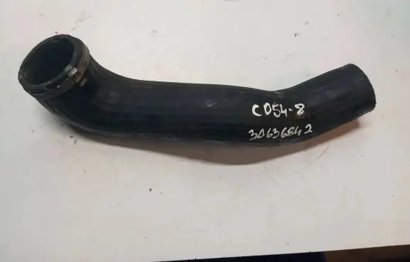 Volvo XC90 Intercooler hose/pipe 30636842