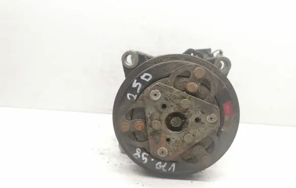 Volvo S70 V70 V70 XC Air conditioning (A/C) compressor (pump) 9171345