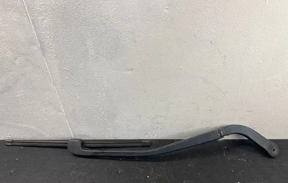 BMW 3 E90 E91 Windshield/front glass wiper blade 