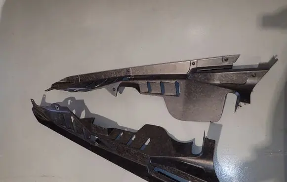 Volkswagen Tiguan Other engine bay part 4T0863082