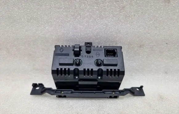 Renault Laguna I Screen/display/small screen 7700822081
