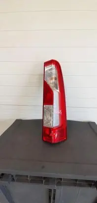 Renault Master III Rear/tail lights