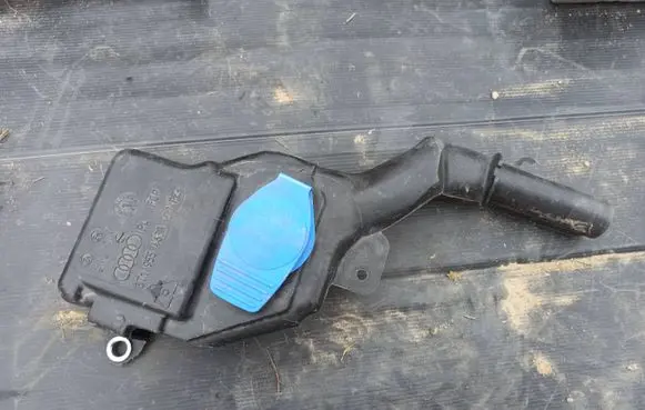 Audi A4 S4 B8 8K Window washer liquid tank fill tube 8T1955463B