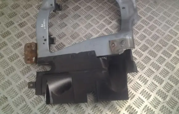 Ford Transit Headlight/headlamp mounting bracket 6C1113K019