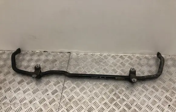 Volkswagen PASSAT B8 Front anti-roll bar/sway bar 3Q0411303A