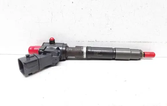 Volvo V60 Fuel injector VEA132370010CAA 31405404