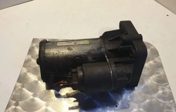 Renault Laguna II Starter motor 8200106788 D7R53