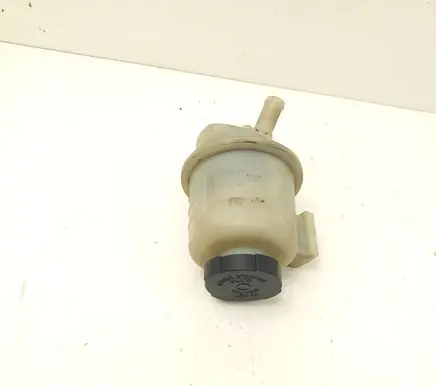 Nissan Navara D40 Power steering fluid tank/reservoir