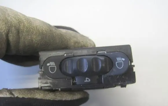 Renault Trafic II (X83) Headlight level height control switch 7700841235