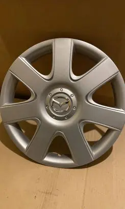 Mazda 6 R15 wheel hub/cap/trim GJ6R37170D