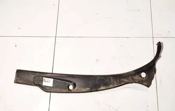 Peugeot 206 Wiper trim 9630607577