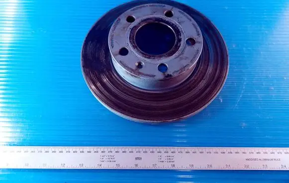 Volkswagen Jetta V Rear brake disc 7193151085