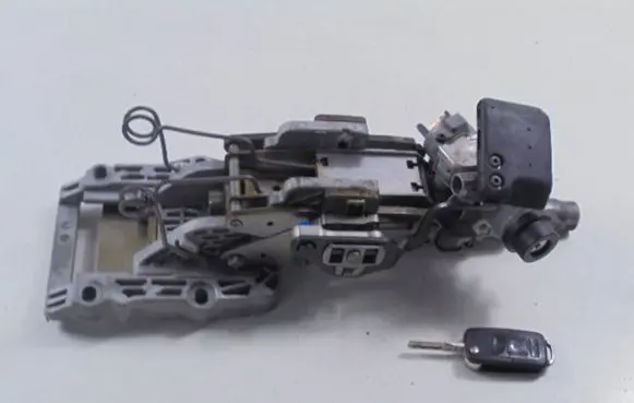 Skoda Superb B5 (3U) Ignition lock 4B0905851F