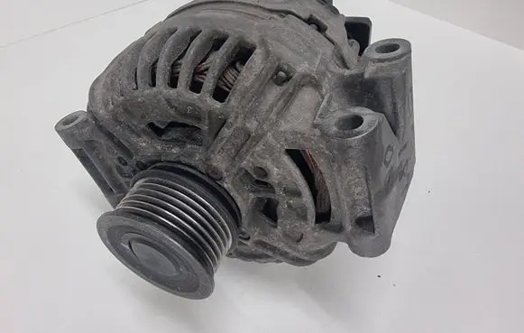 Audi A4 S4 B6 8E 8H Generator/alternator 06B903016Q 0124615009