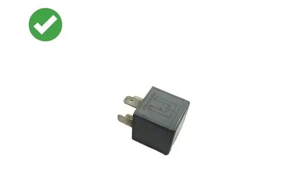 Volkswagen Eos Other relay 8D0951253A V23134B52X301 3732198