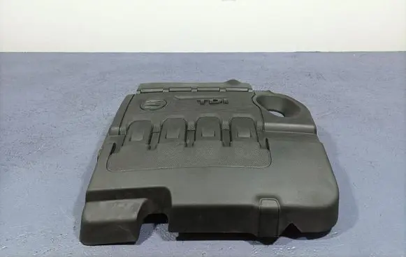 Seat Toledo I (1L) Front underbody cover/under tray 04L103925AC