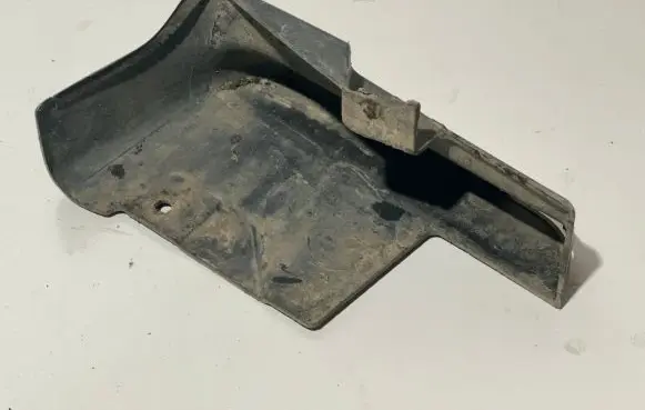 Mitsubishi Outlander Side skirt front trim 