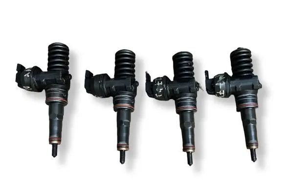 Audi A3 S3 8L Fuel injector 0414720037 038130073AJ