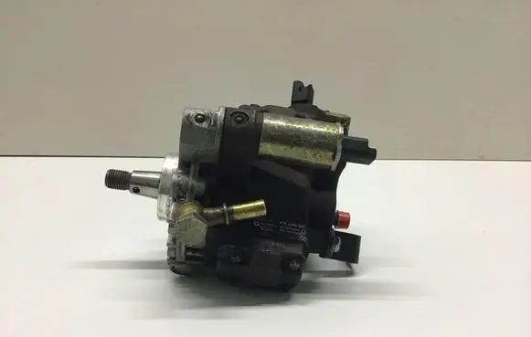 Ford Focus Fuel injection high pressure pump A2C20000727 9641852080 5WS40008