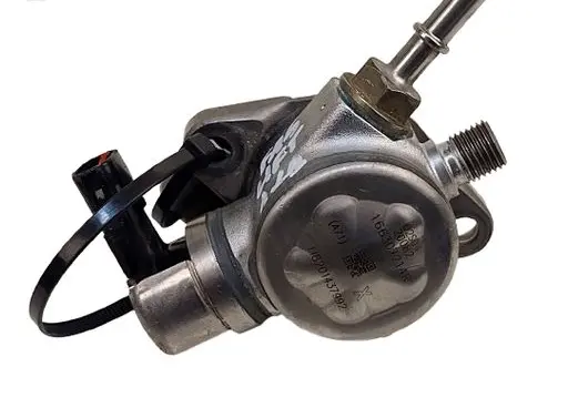 Nissan Juke I F15 Mechanical fuel pump H8201437992