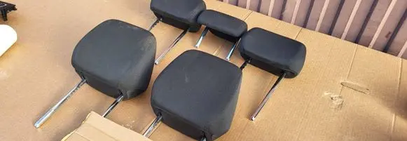 Renault Scenic III - Grand scenic III Rear seat headrest 131313