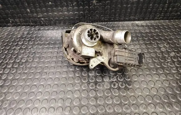 Volkswagen Touareg II Turbo 057145874n