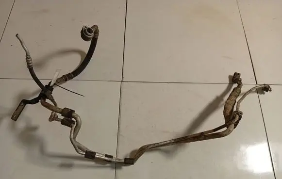 Skoda Superb B6 (3T) Air conditioning (A/C) pipe/hose 1K0820741