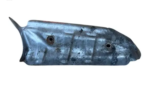 BMW 5 GT F07 Heat shield in engine bay 8508139