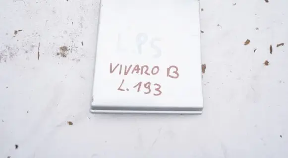 Opel Vivaro Rear sill (body part) 